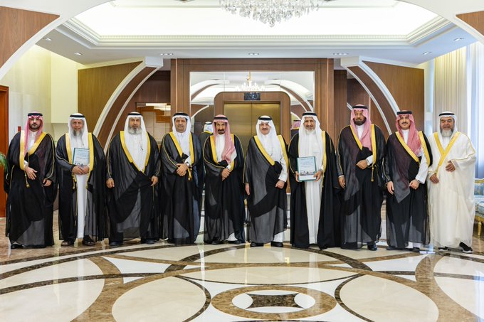 سمو أمير المنطقة الشرقية يرعى توقيع اتفاقية بين مؤسسة عبدالعزيز ومحمد وعبداللطيف الجبر الخيرية وجمعية التنمية الأسرية